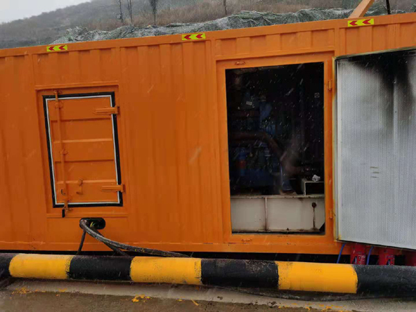 沙湖原种场发电机出租 发电机的工作原理介绍